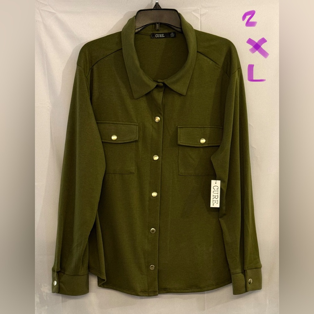 CUYER Women's Olive Button Down Shirt